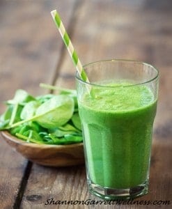 Green juice smoothie pic